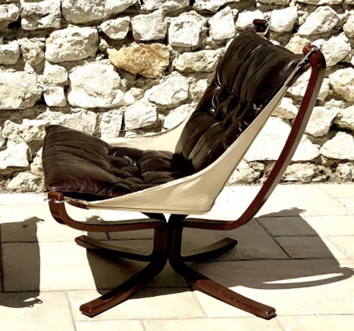 Pair of Scandinavian armchairs, Falcon by Sigurd Ressel from the 1970s, edited.