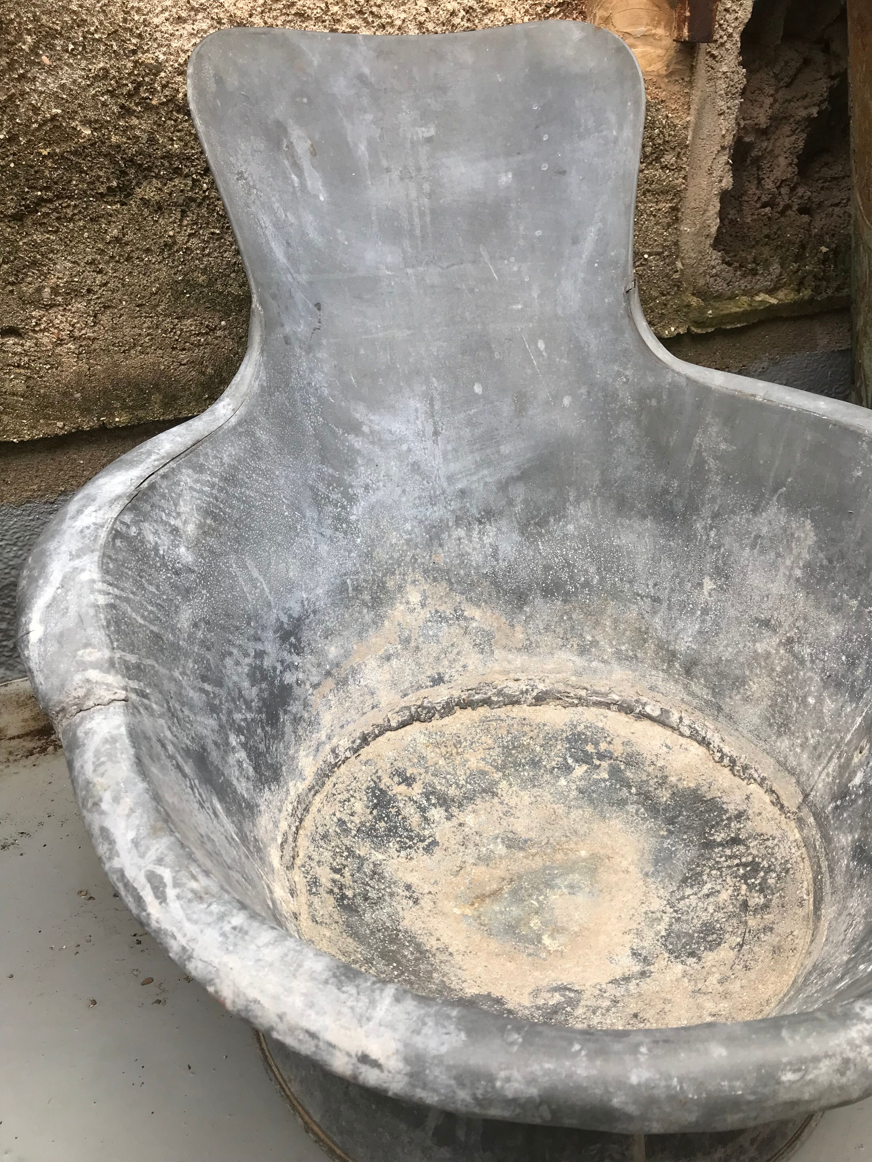 Zinc backrest bathtub XIX