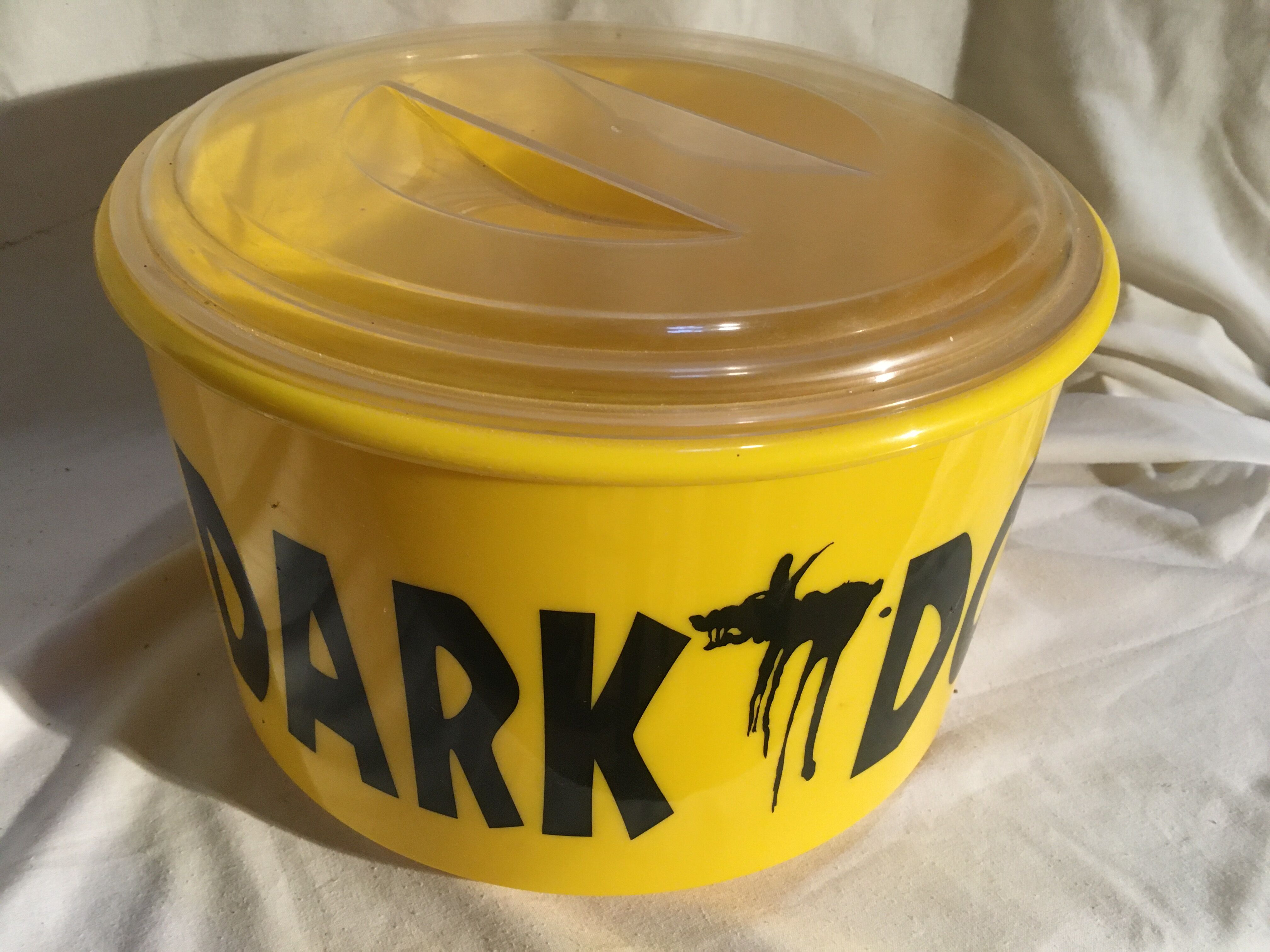 Advertising ice cube tray "Dark Dog"