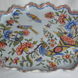 Flat earthenware of Rouen polychrome decoration cornucopia of plenty