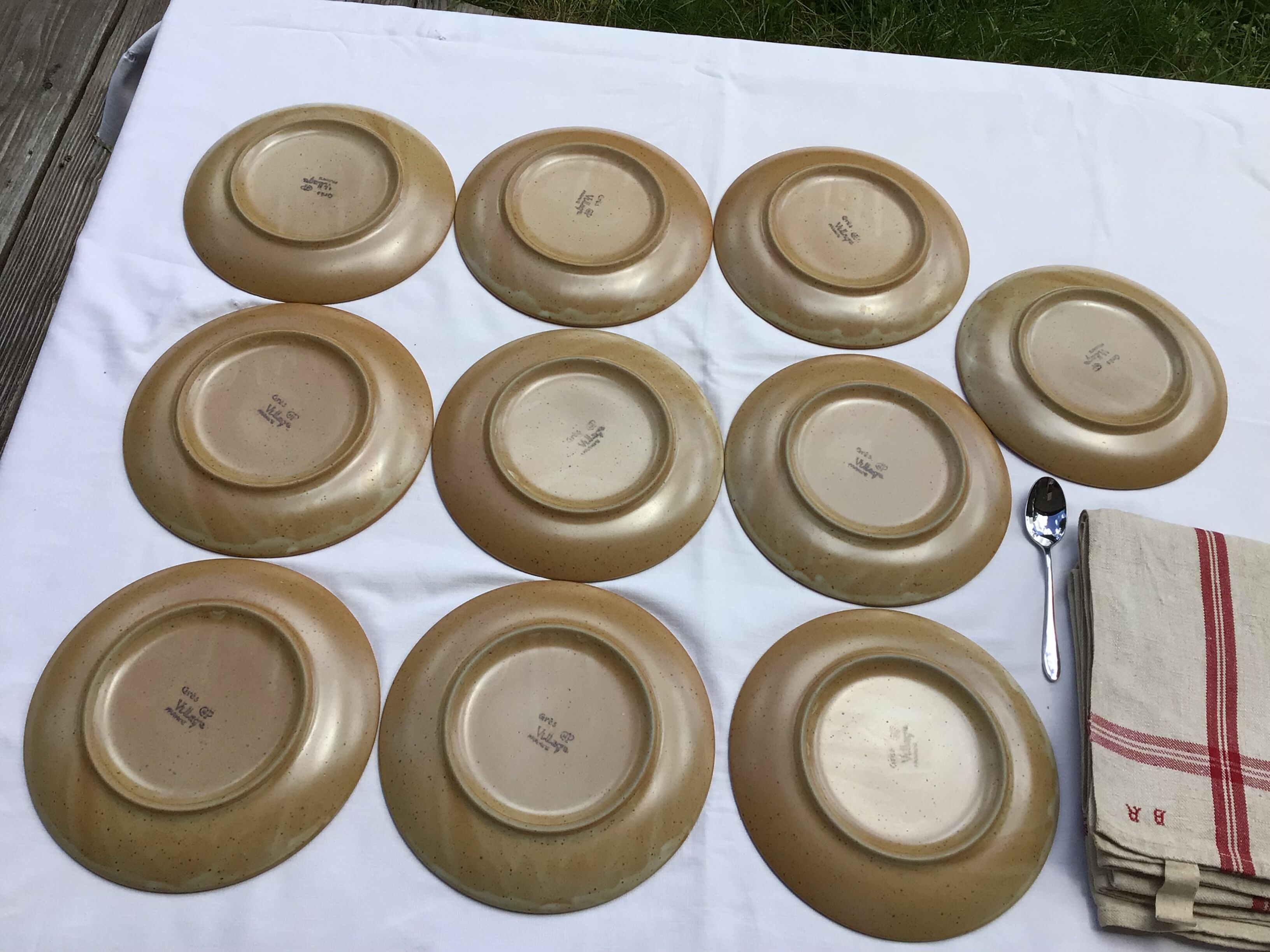 10 dessert plates sandstone village speckled blond