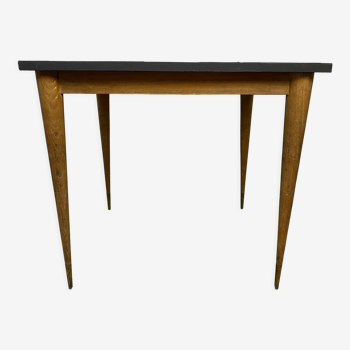 Table carree plateau noir