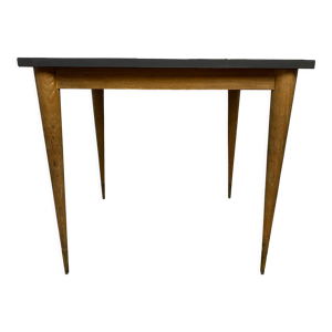 Table carree plateau noir