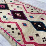 Moroccan berber carpet 270x161cm
