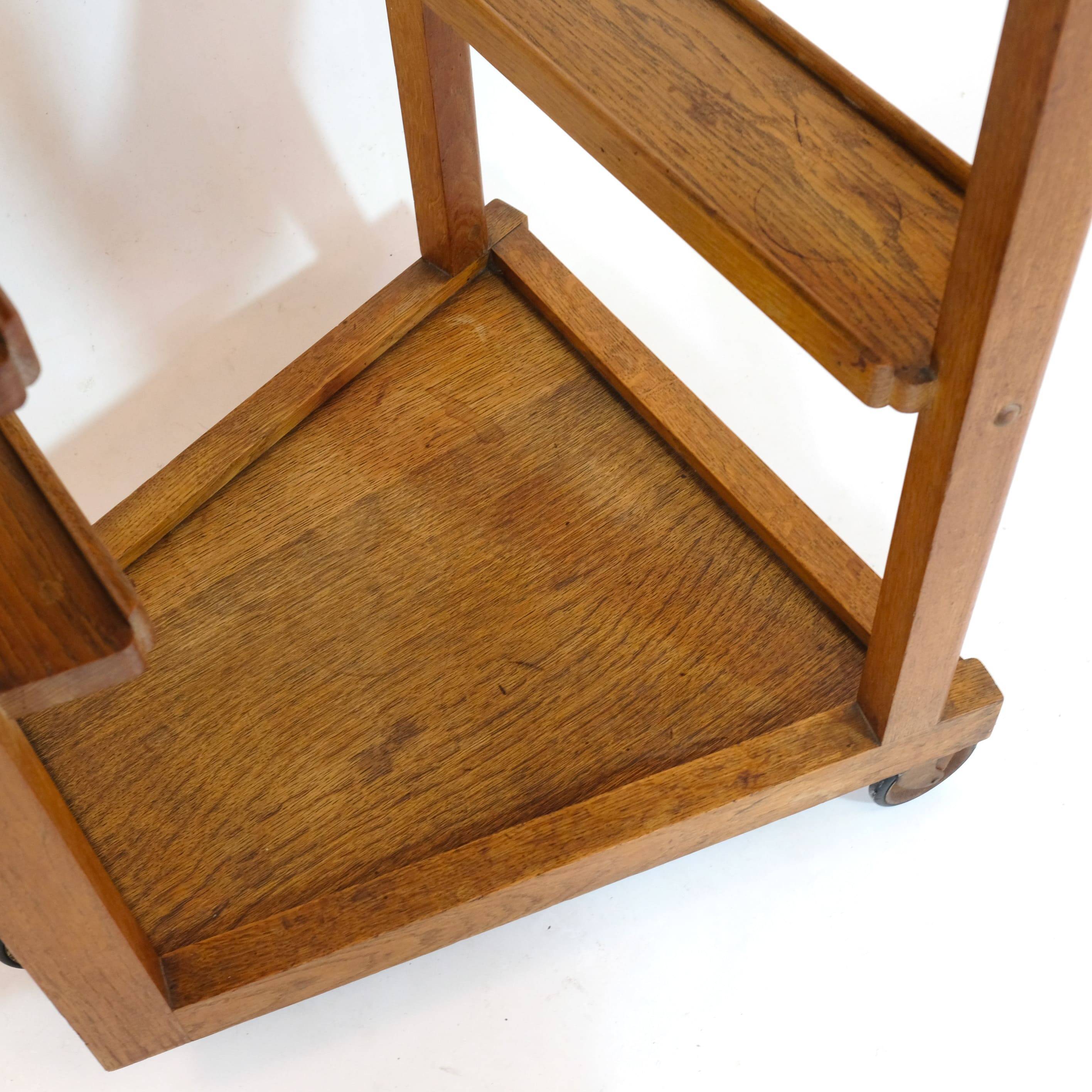 Guillerme et Chambron, serving trolley with removable tray, Votre Maison, 1960s.