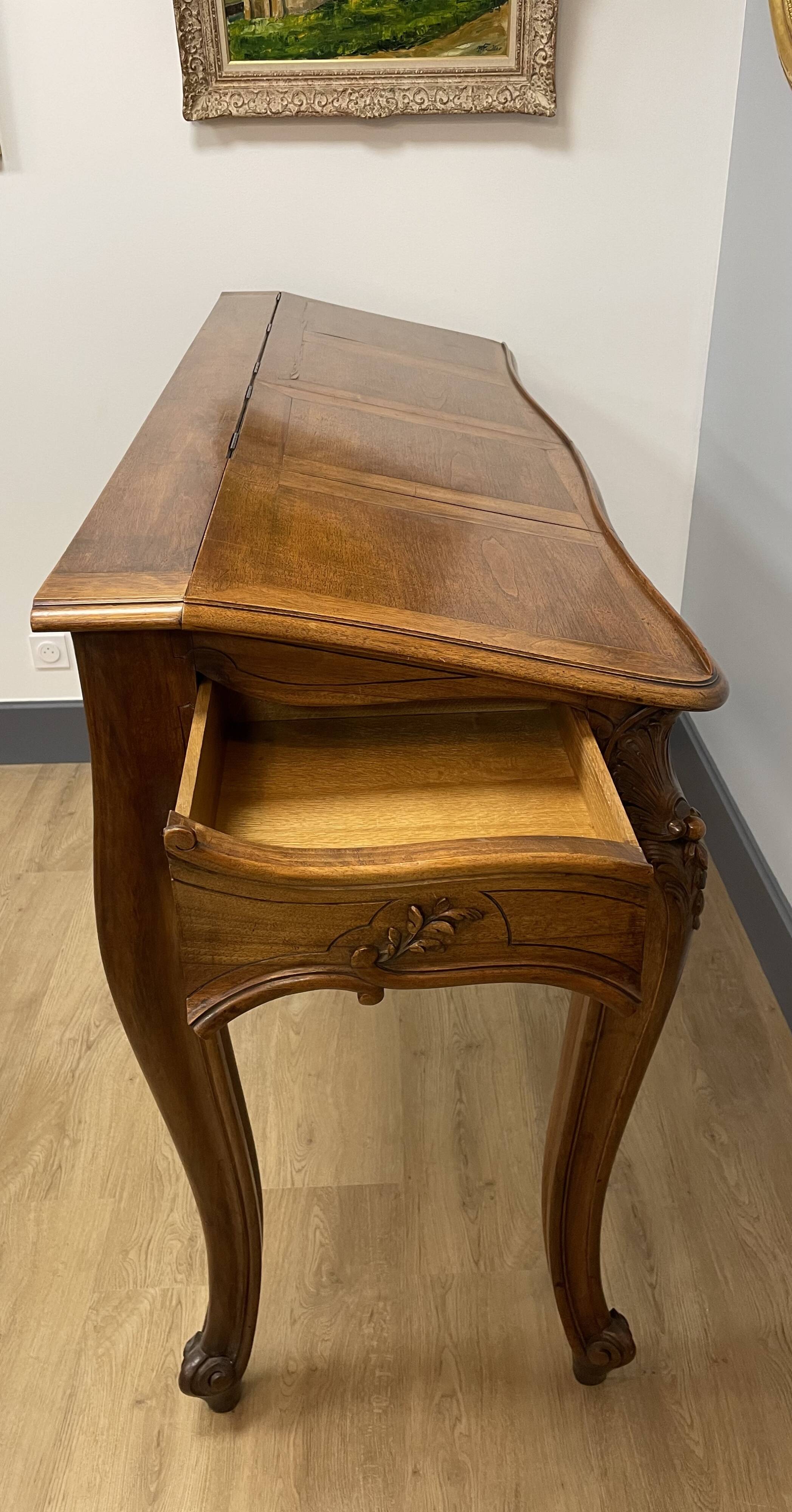 Notary walnut furniture from the end of the 19th century
