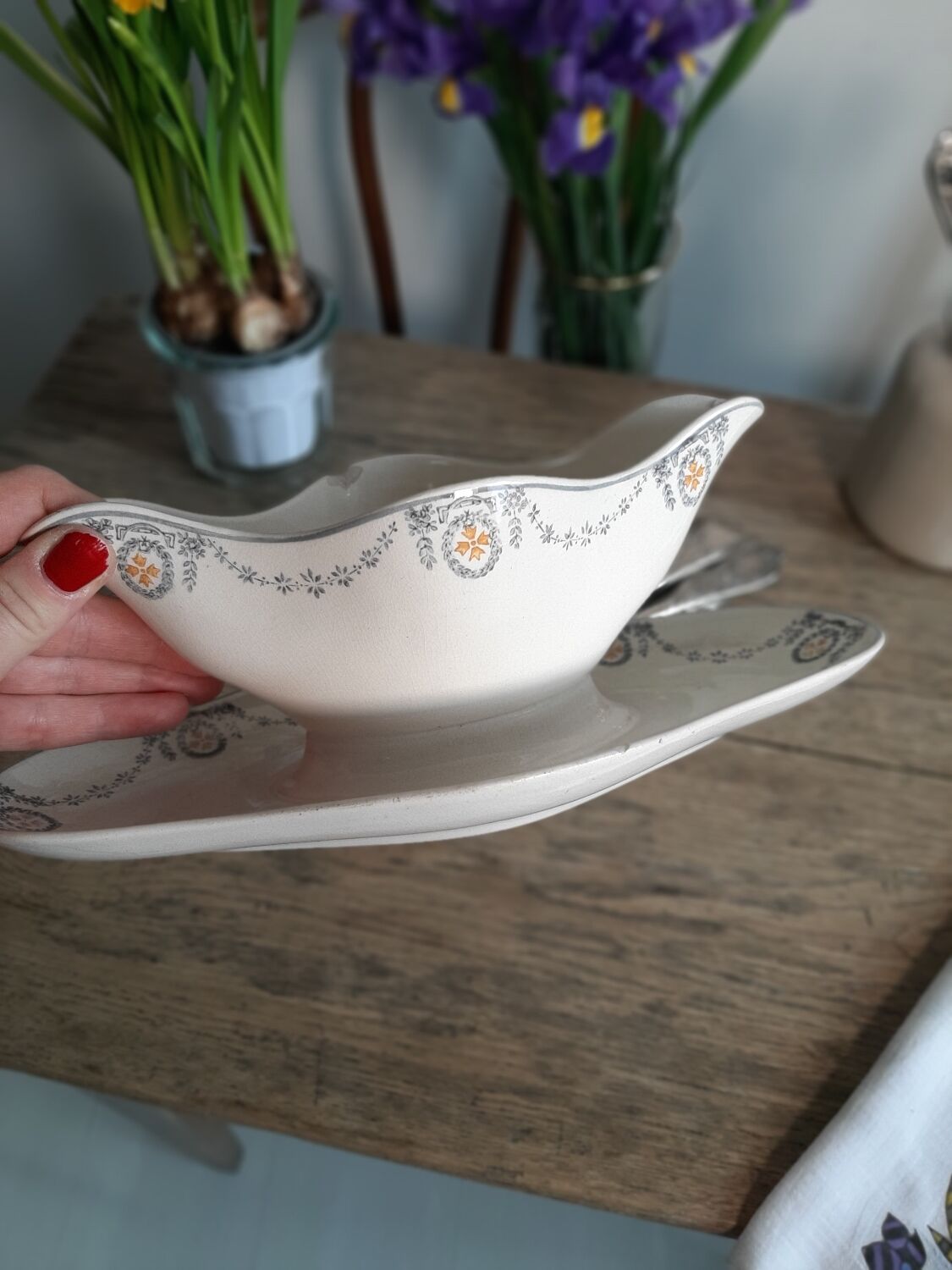 Old gravy boat Longwy Moselle