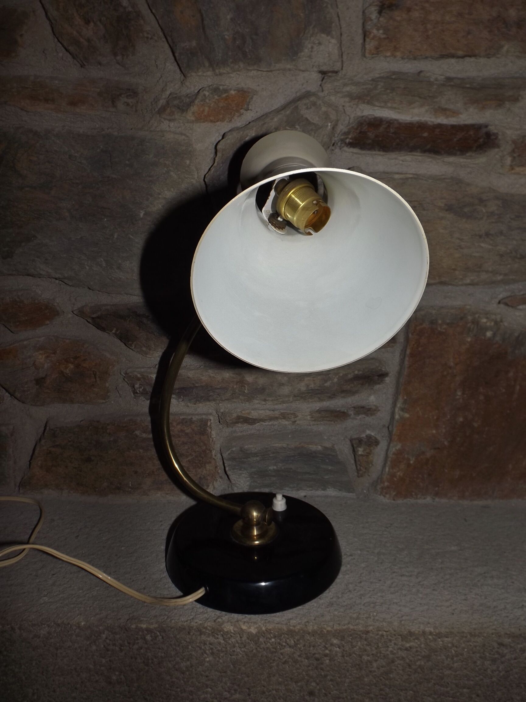Articulated lamp circa 1950 lacquered metal and brass Italy