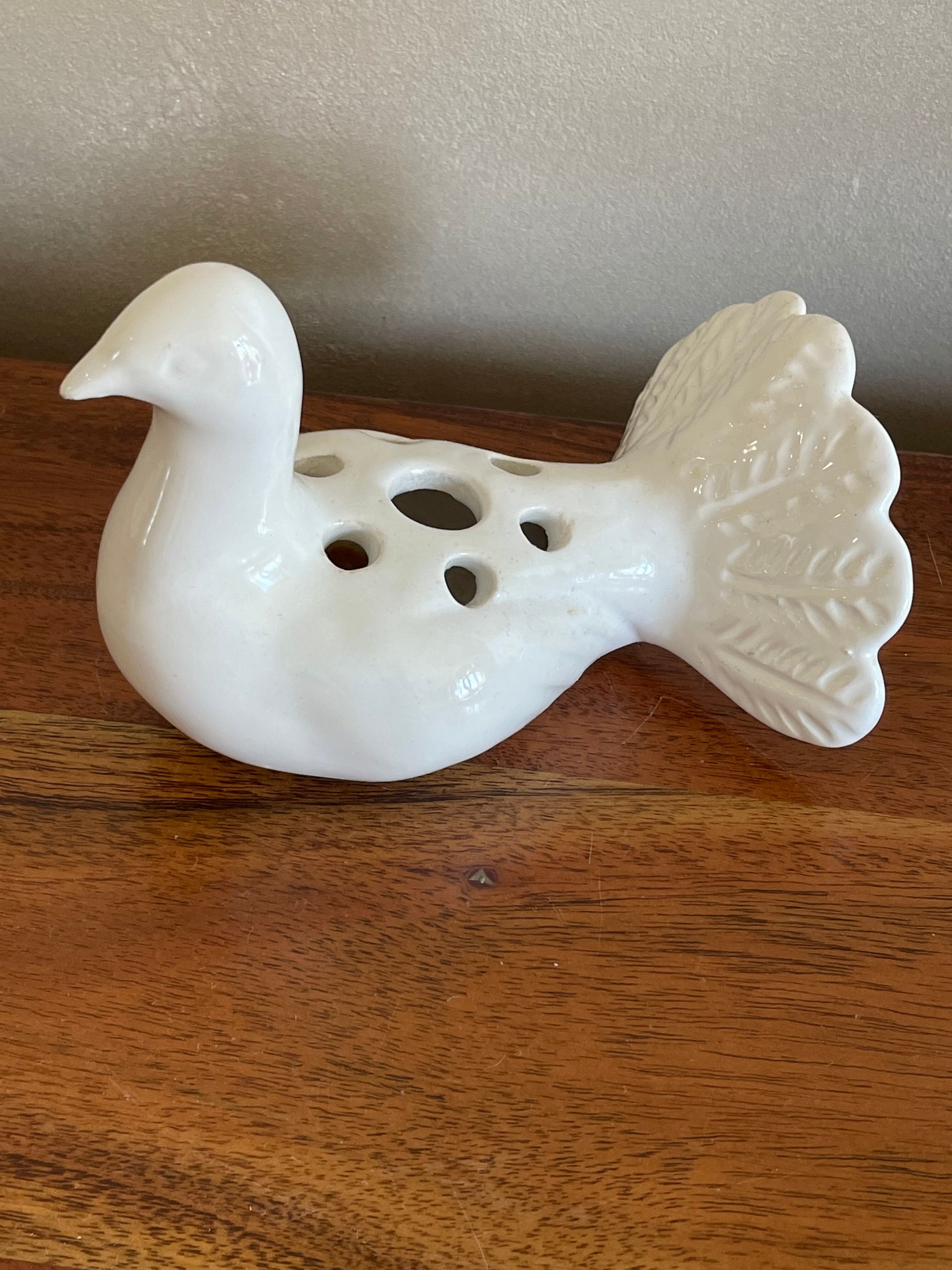 Dove stings flowers St Paul de Vence