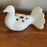 Dove stings flowers St Paul de Vence