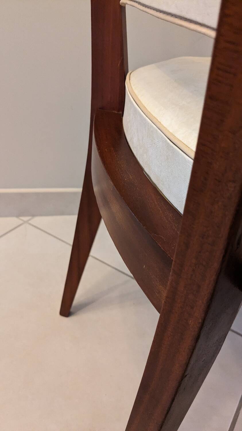 Vintage compass and leatherette chairs