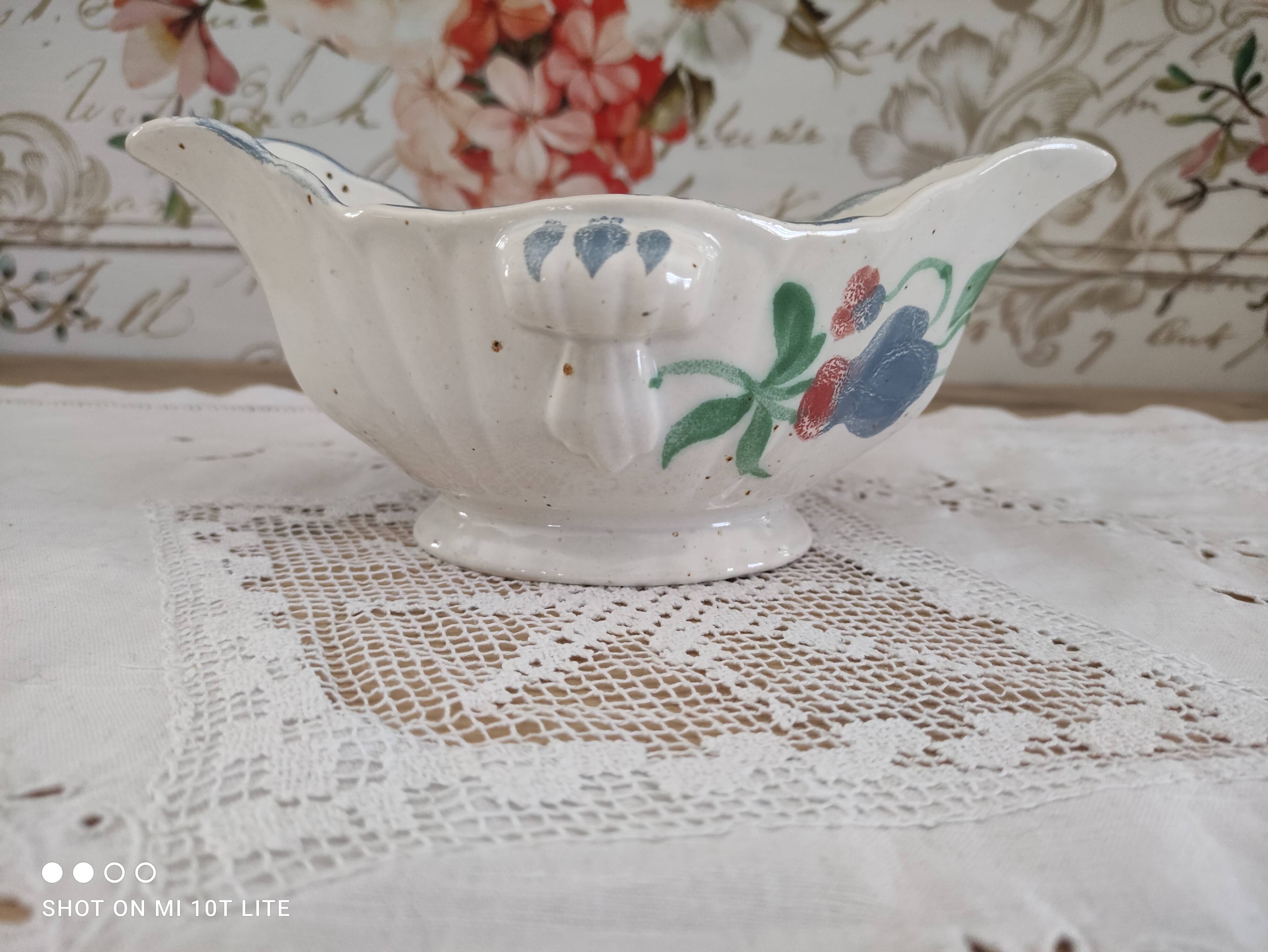 Saucière Salins France in speckled earthenware light blue foral decoration