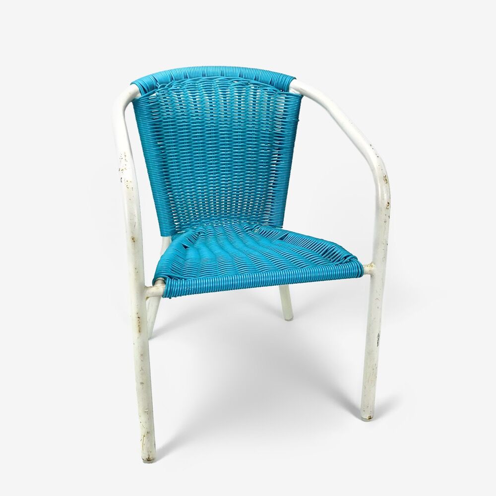 Children's armchair in white metal and turquoise blue scoubidou