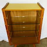 Bibus has 3 wooden and bamboo shelves from the 50s