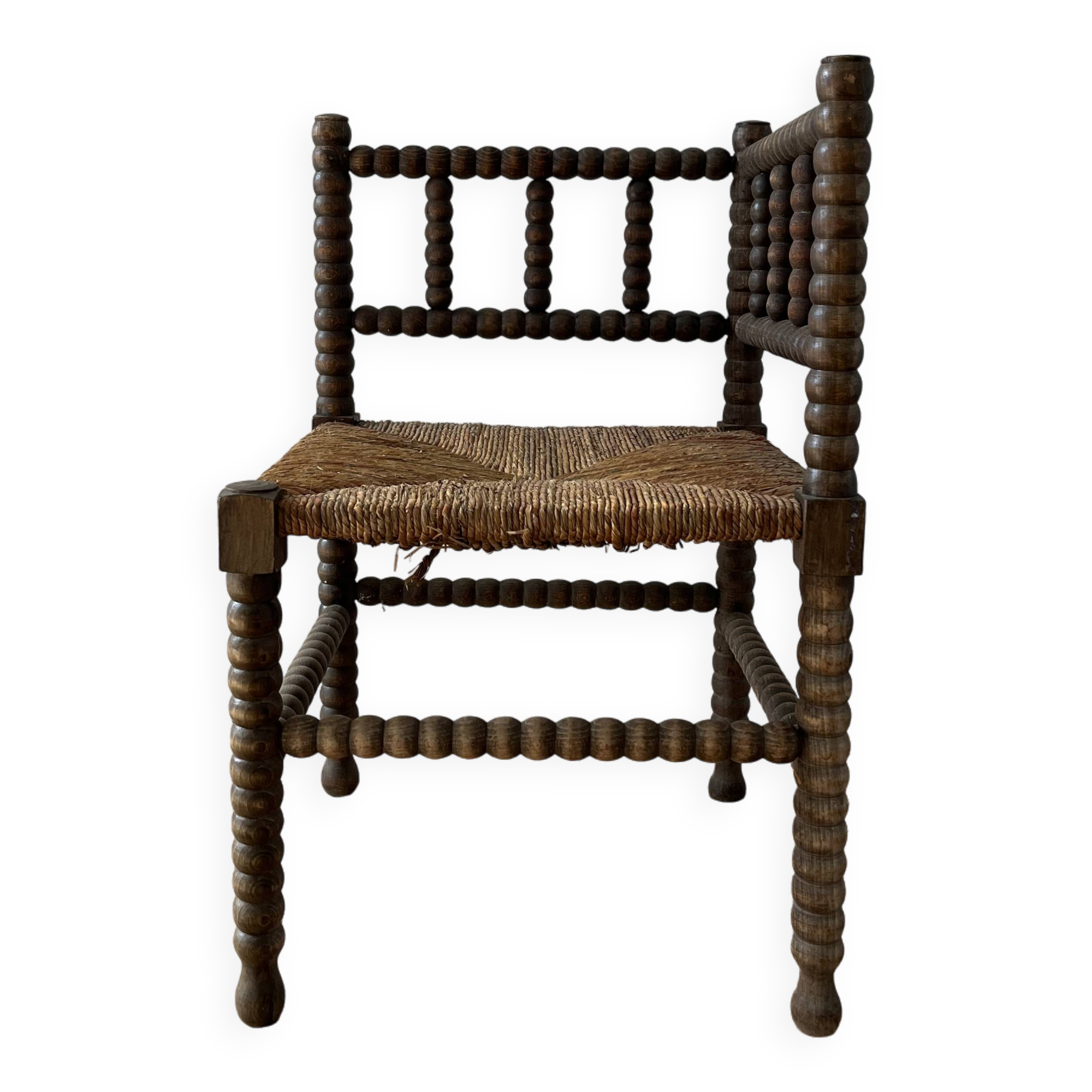 Turned wood corner chair