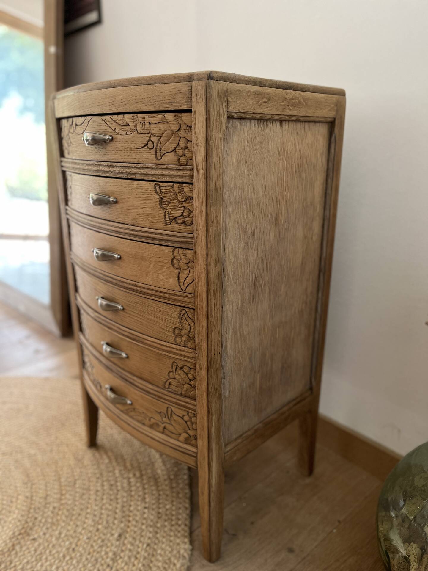 Art Deco chest of drawers