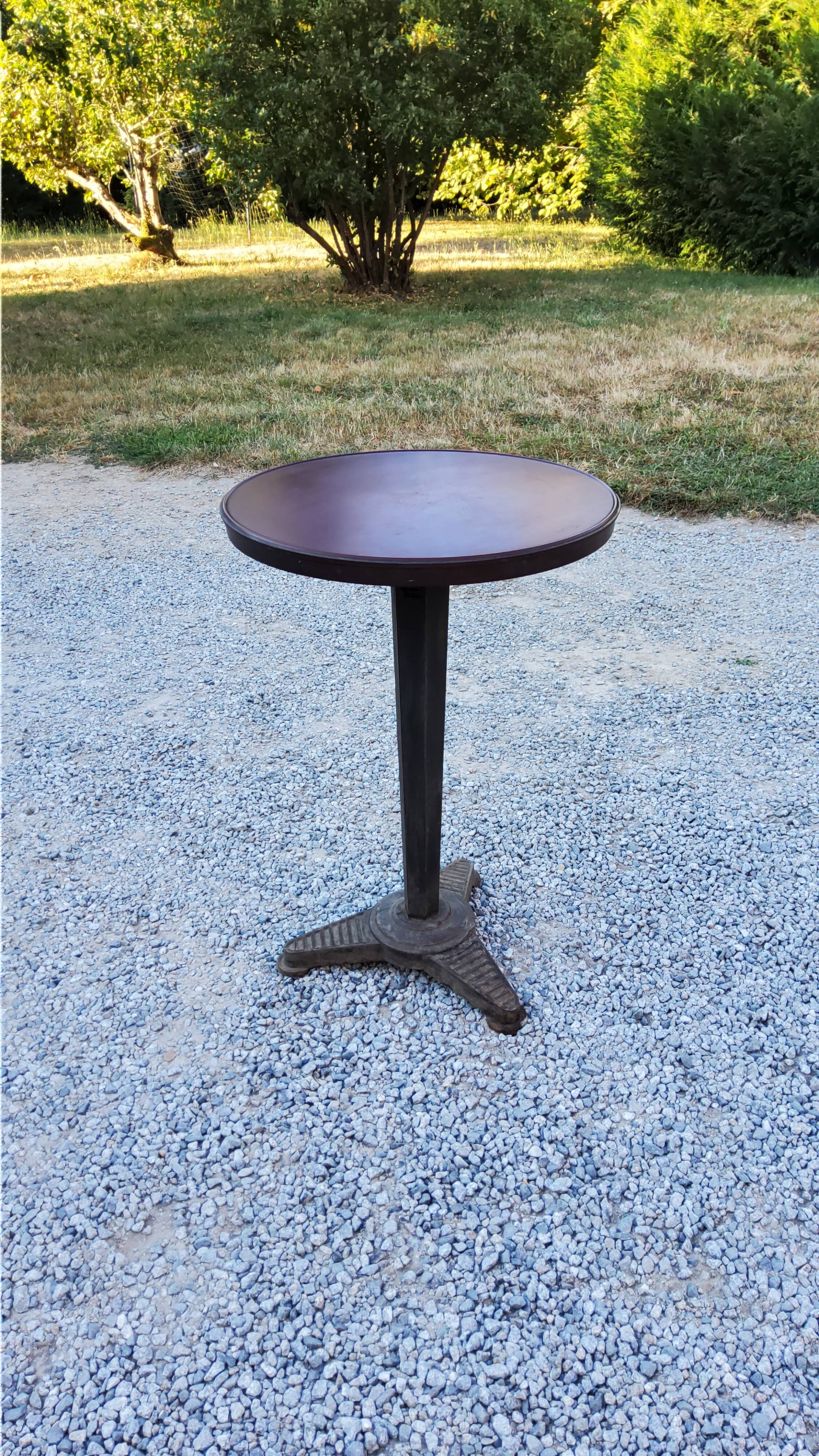 Thonet bistro pedestal table from the 30