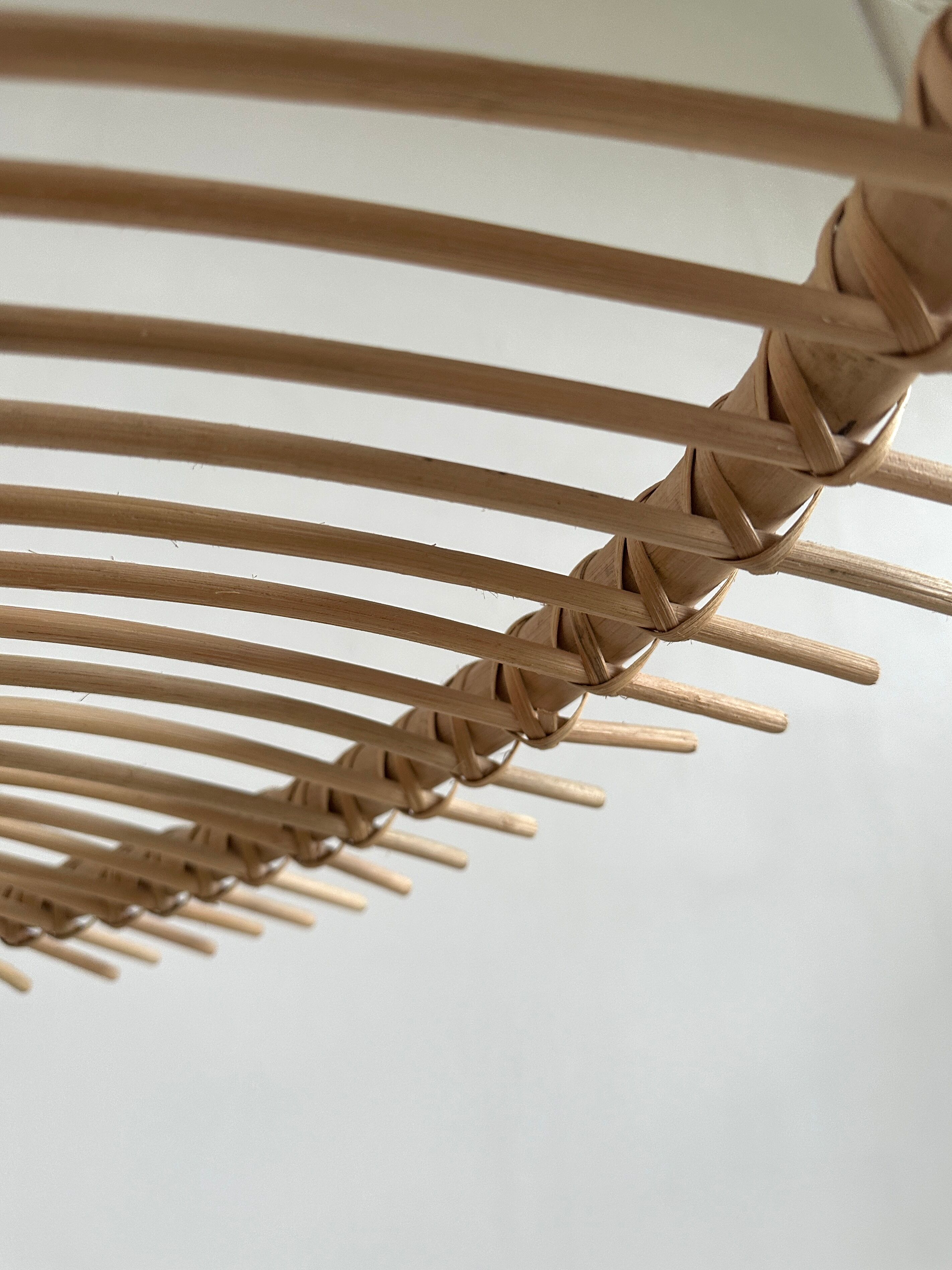 Suspension rattan saucer iron frame D:120 H:60