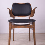 Model 107 armchairs by Hans Olsen for Bramin, 1950