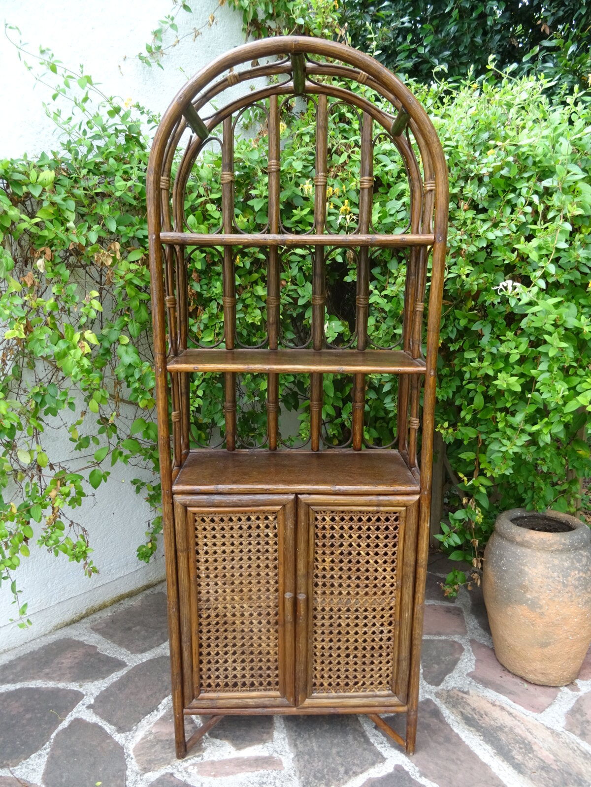 Rattan canning shelf