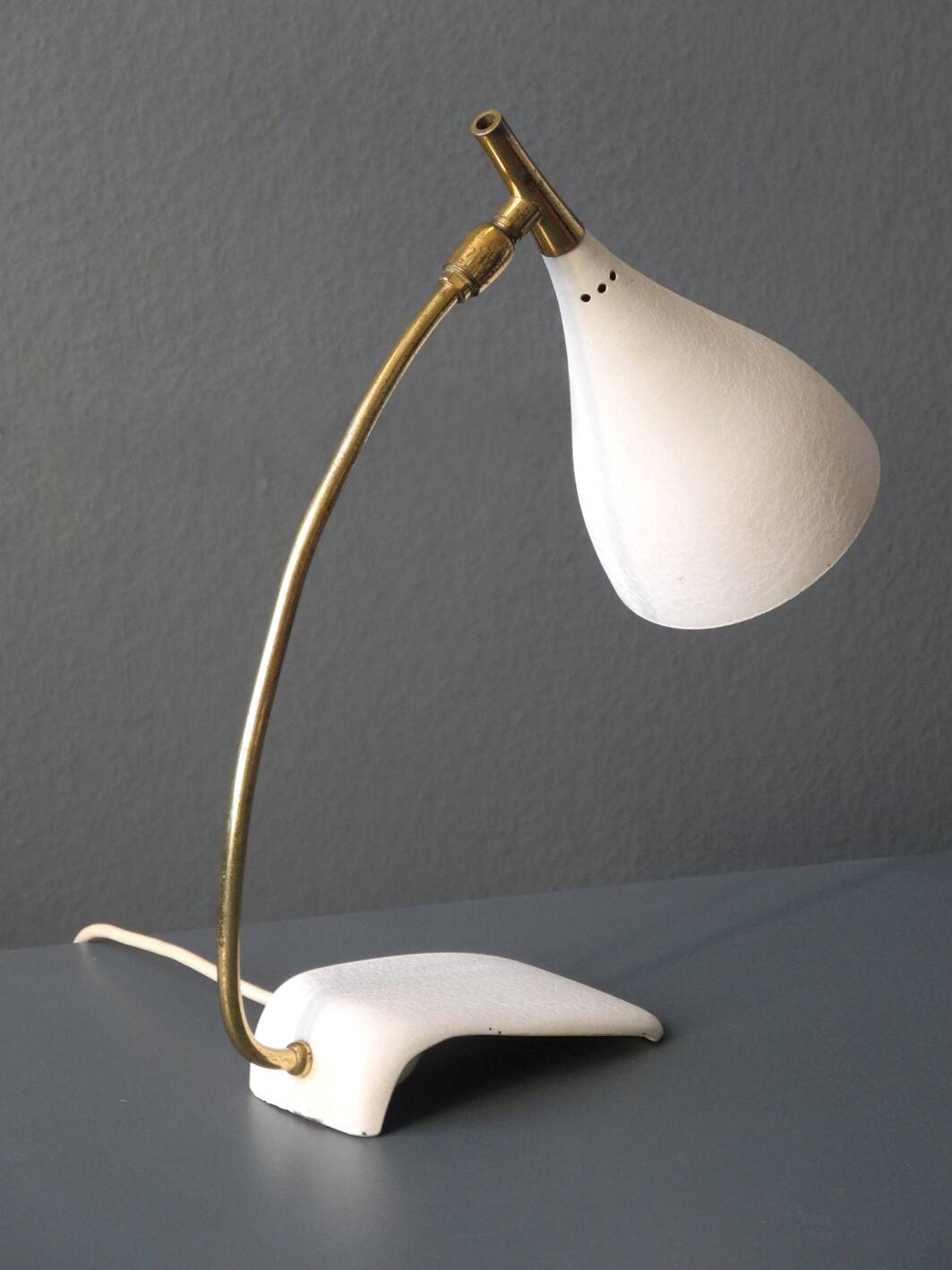 Cosack Mid Century table lamp with beige shrink paint and brass neck