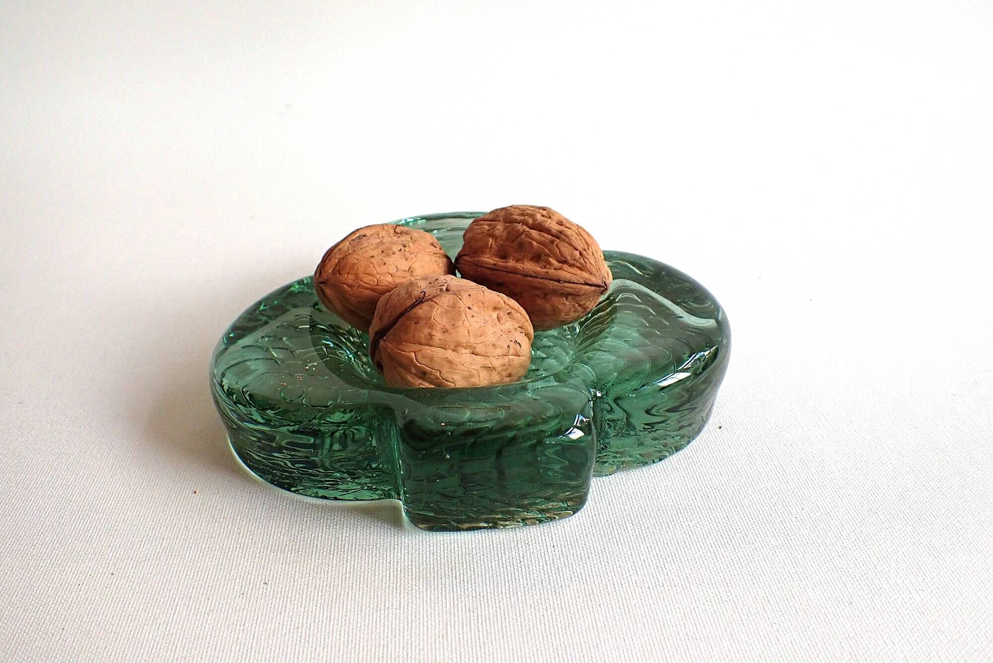 Vintage thick green glass aperitif bowl in the shape of a clover