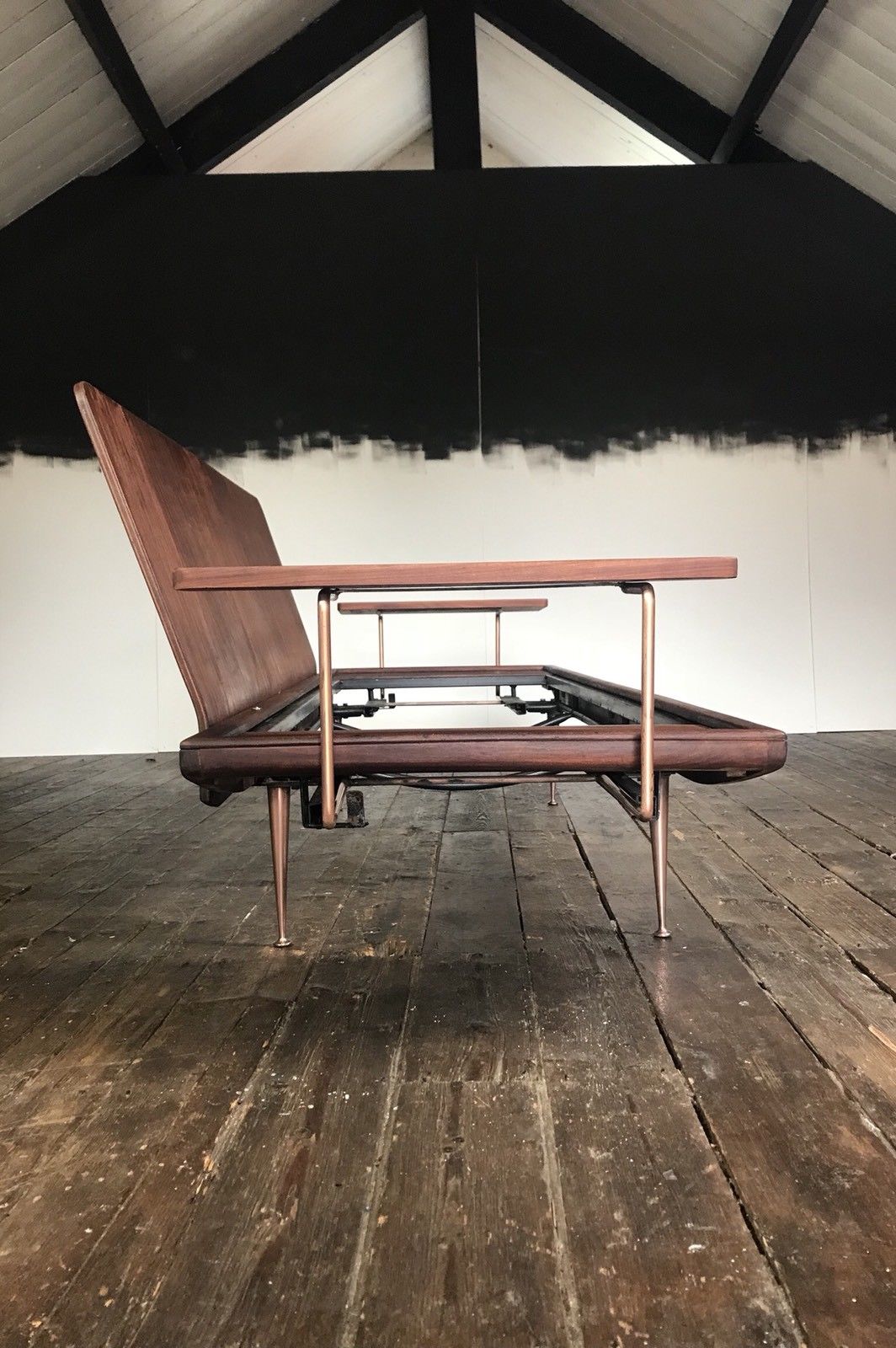 Sofa Walnut copper Wentworth Toothill years 50/60