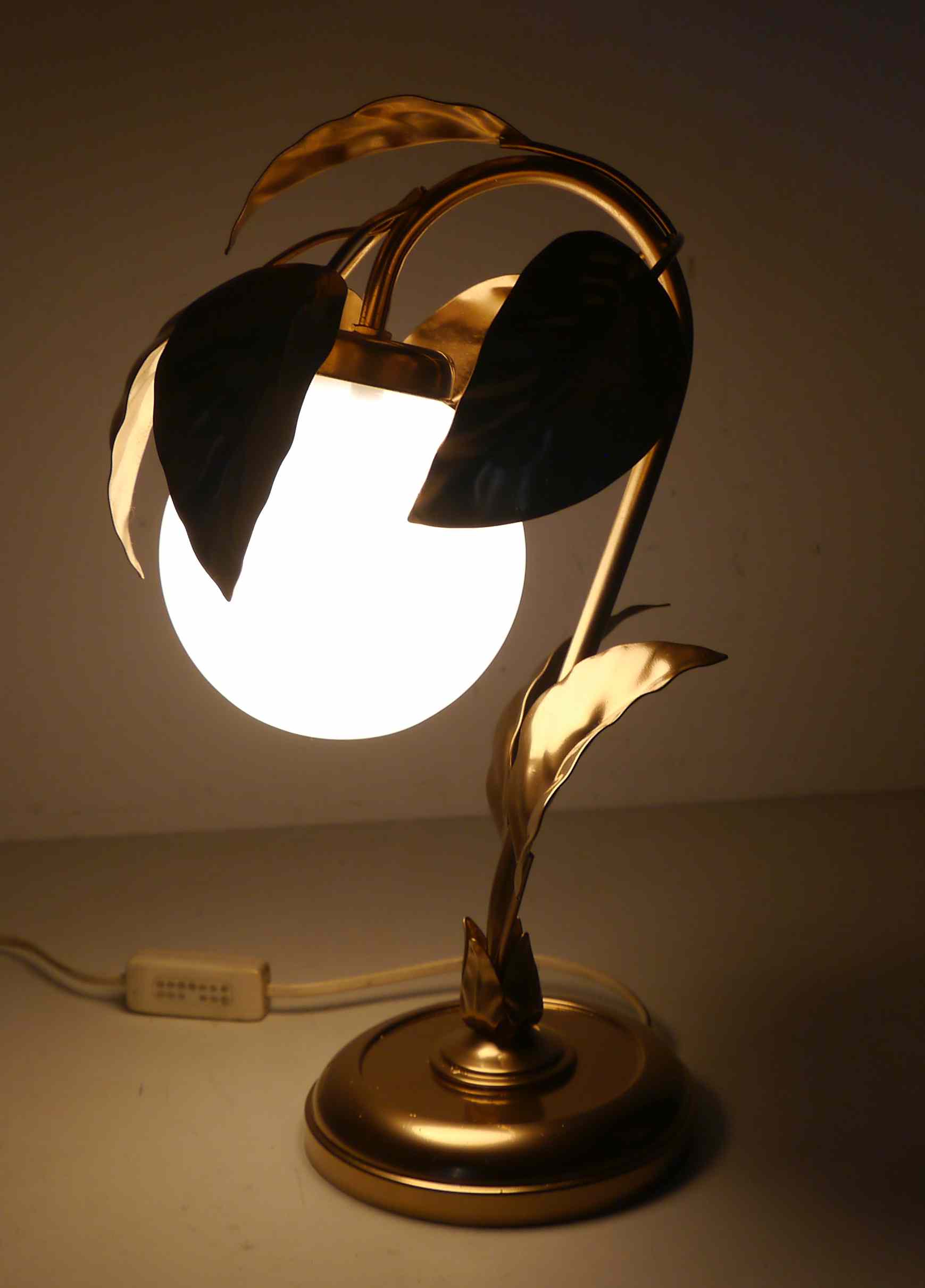 Vintage lamp or night light flowers metal and opaline L-- 70's years