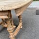 Table à manger Henri II en chêne massif décapée du XIXème