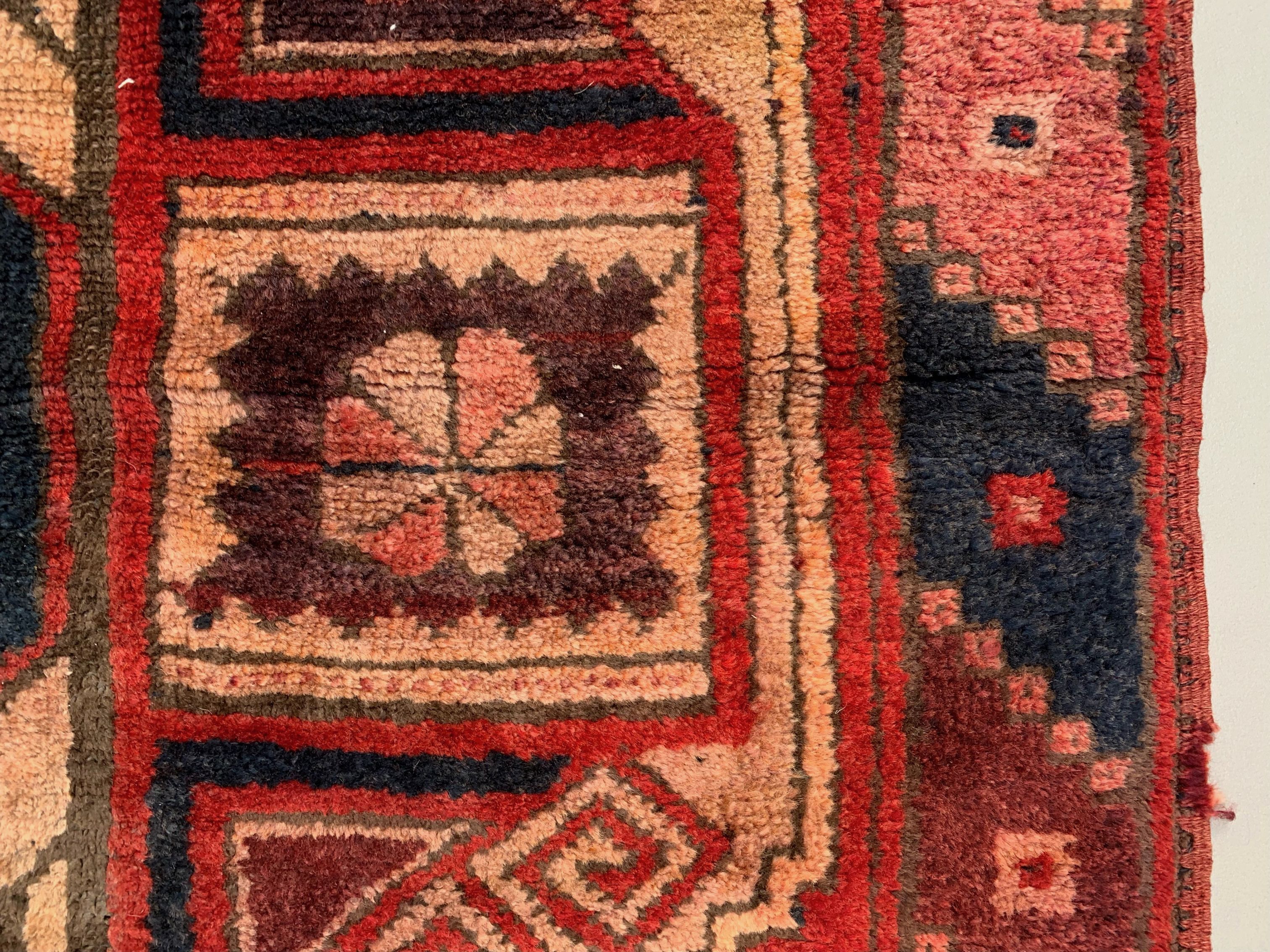 Vintage western turkish rug oriental 115x124 cm