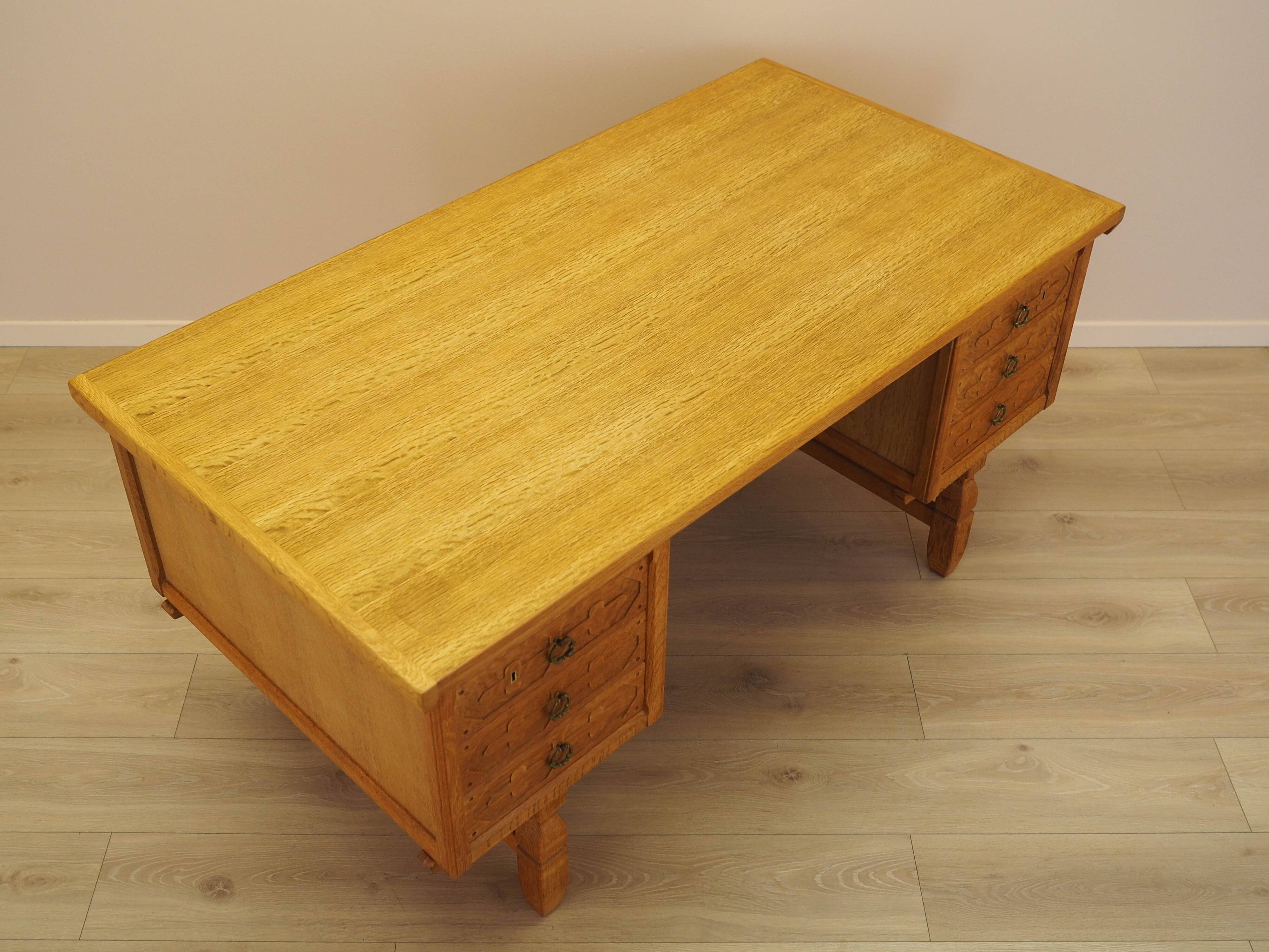 Oak desk, Danish design, 1960s, designer: Henning Kjærnulf
