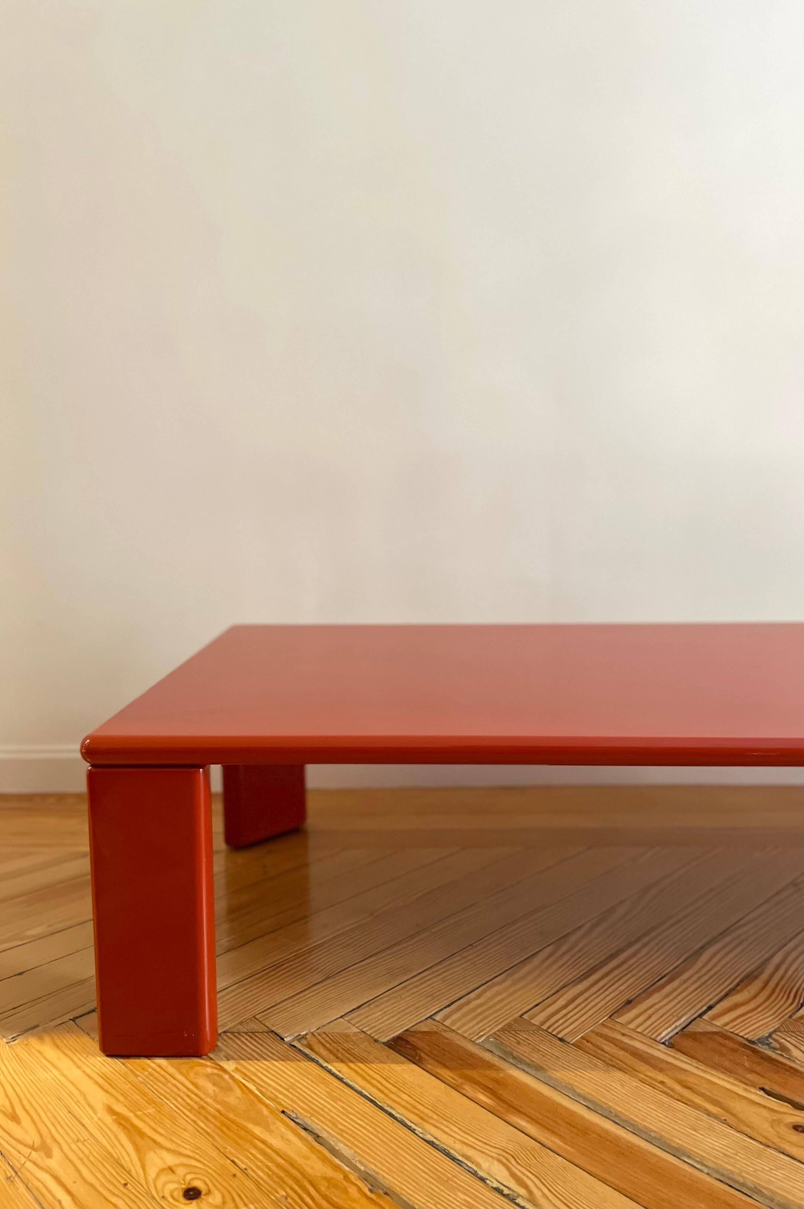 Table «Ming» by Kazuhide Takahama for Simon Gavina