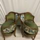 Paire de fauteuils en bois sculpté, XXème s.