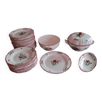 Gien earthenware table service