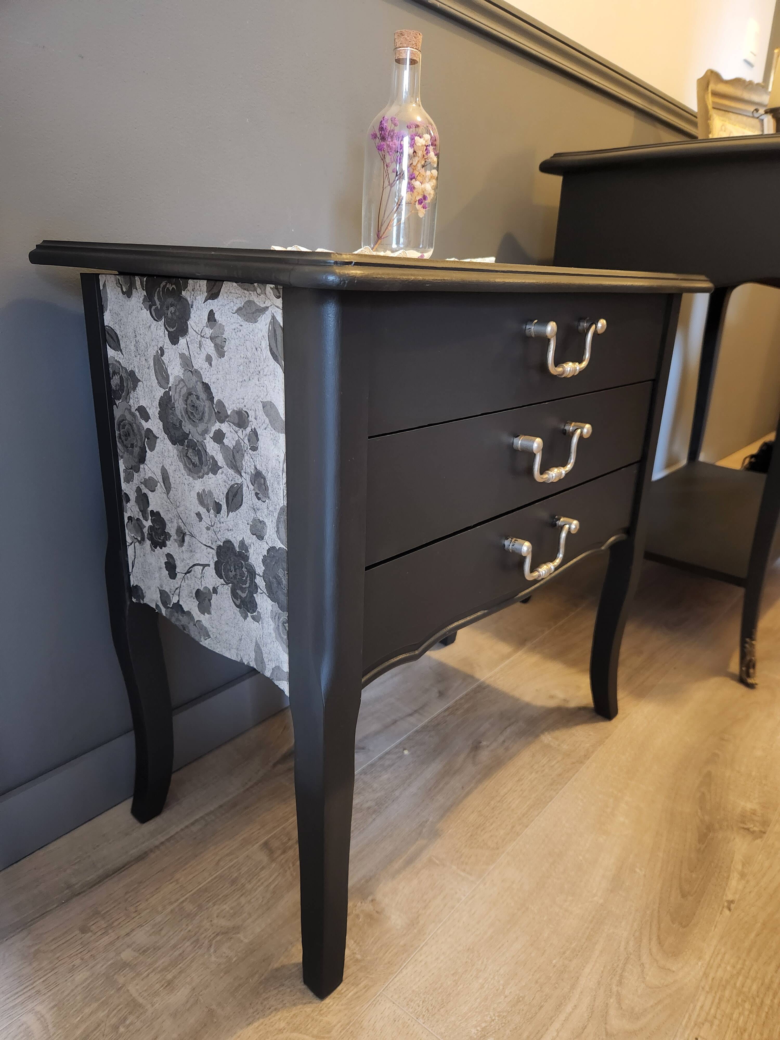 Petite commode secrétaire ancienne