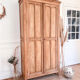 Armoire parisienne