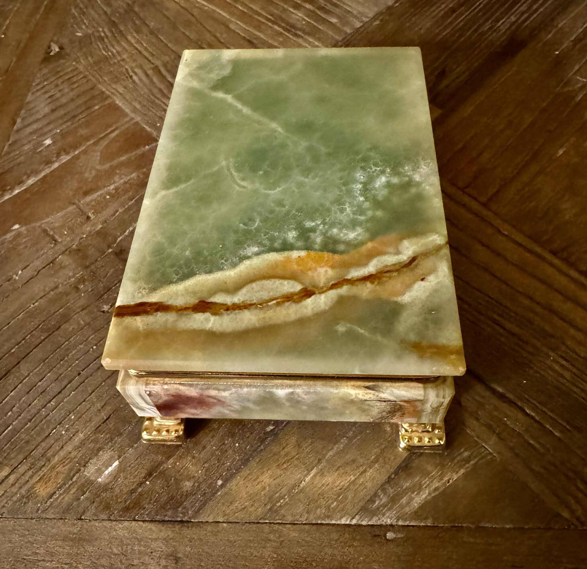 Onyx catchall box from the 1960s, vintage Italy.