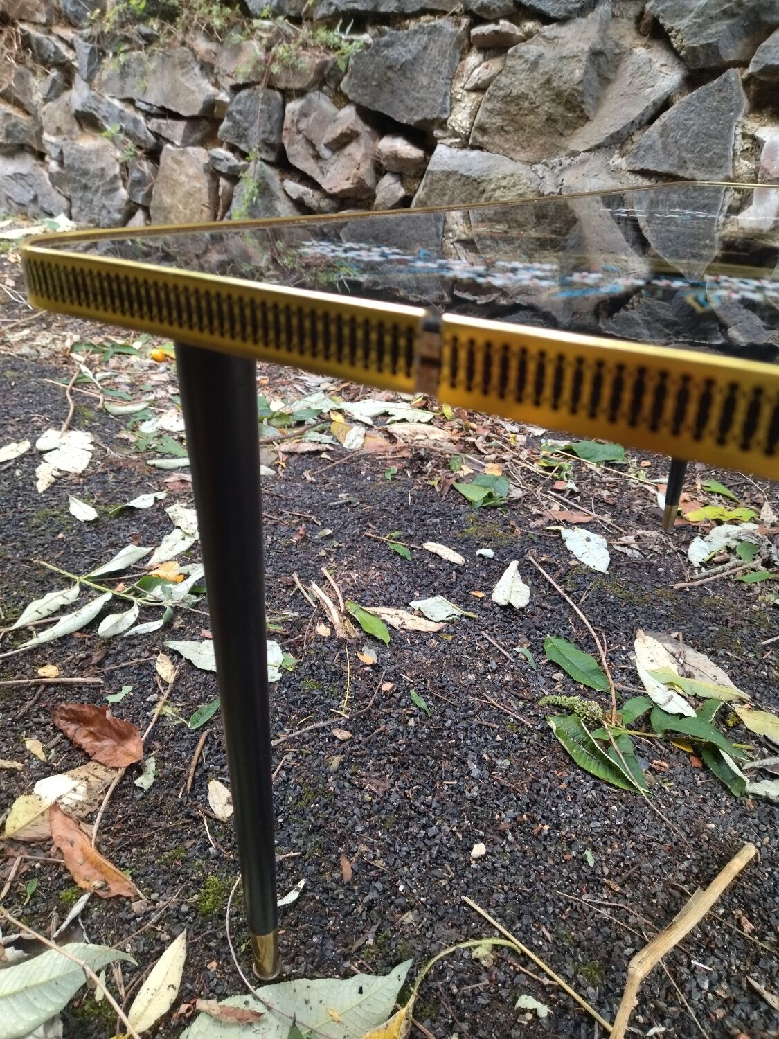 Vintage coffee table 50s - golden bird décor