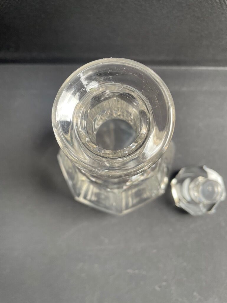 Carafe estampillée Baccarat service Talleyrand
