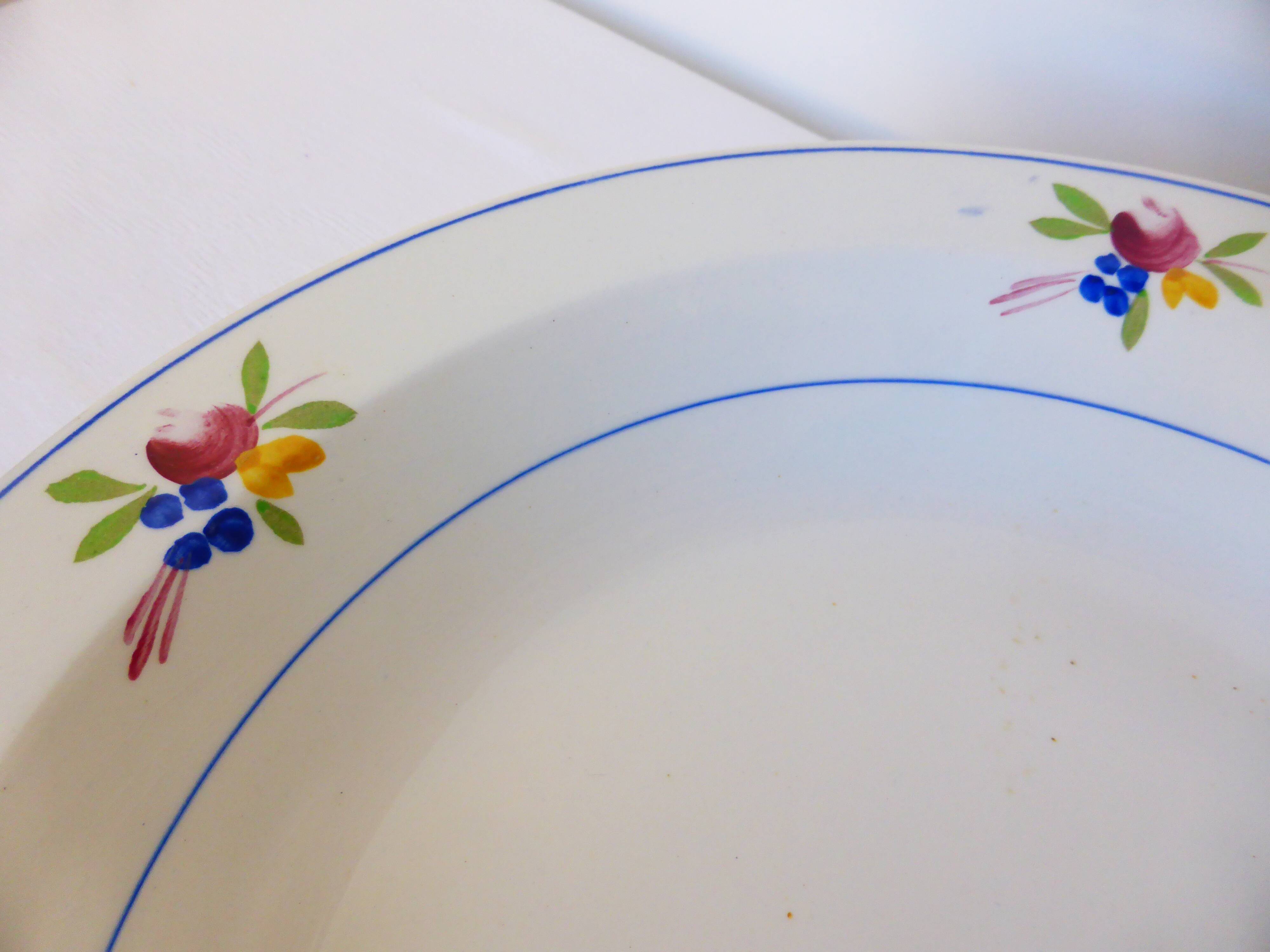 Vintage round hollow dish from the Gien factory, Nice model 2106109