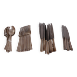 Ercuis cutlery set with knives