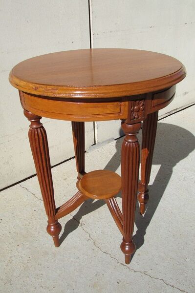 Heal in blond solid oak