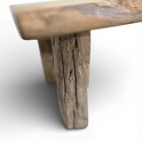 Vintage coffee table in sturdy wood / coffee table