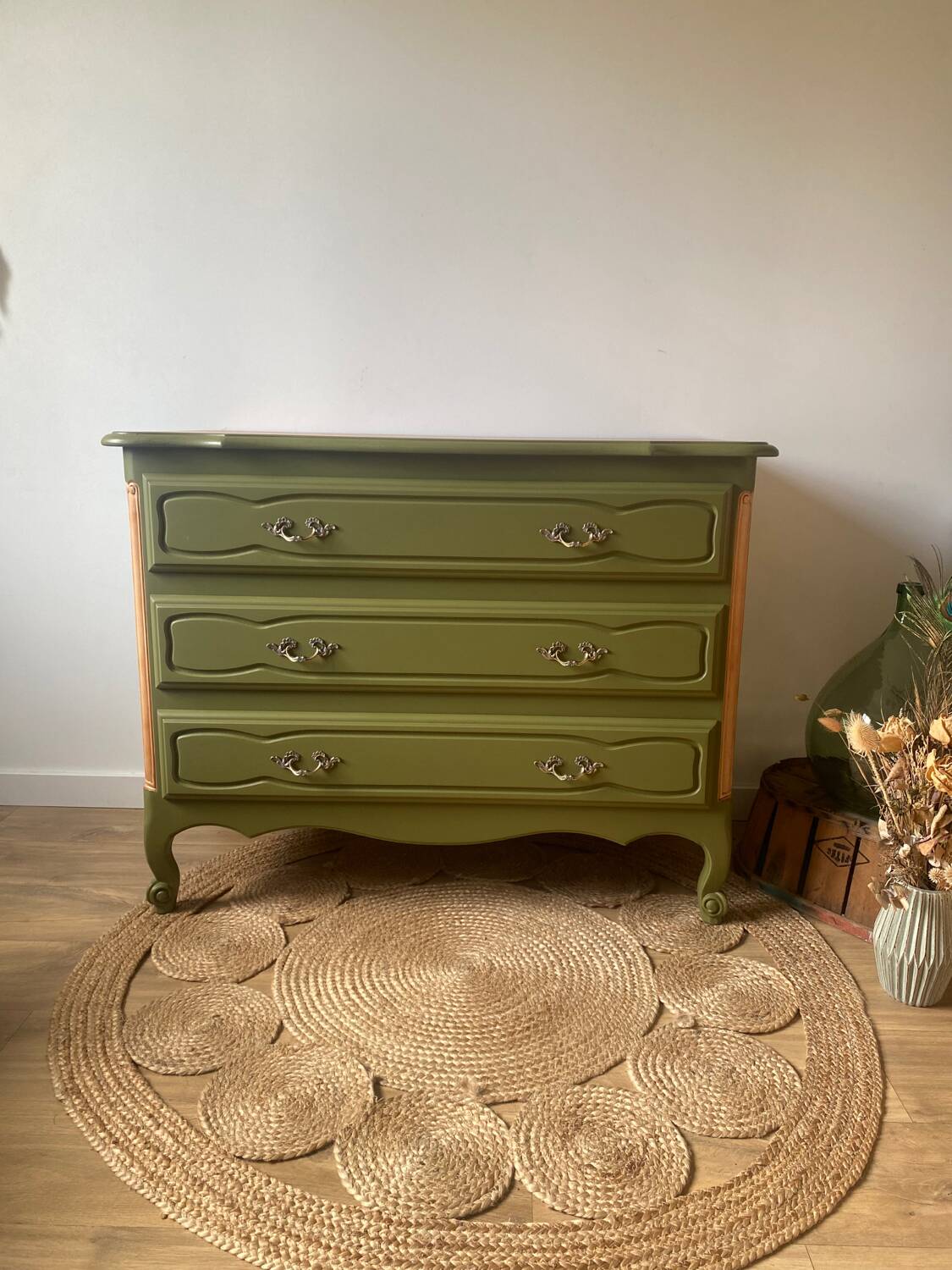 3-drawer chest of drawers redesigned in woody green and wood