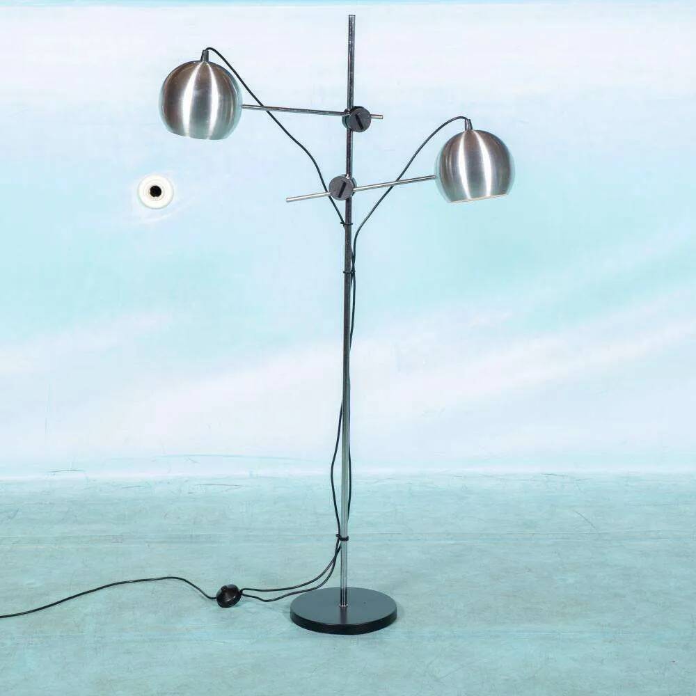 Space-age floor lamp with adjustable spots from the 1970s.