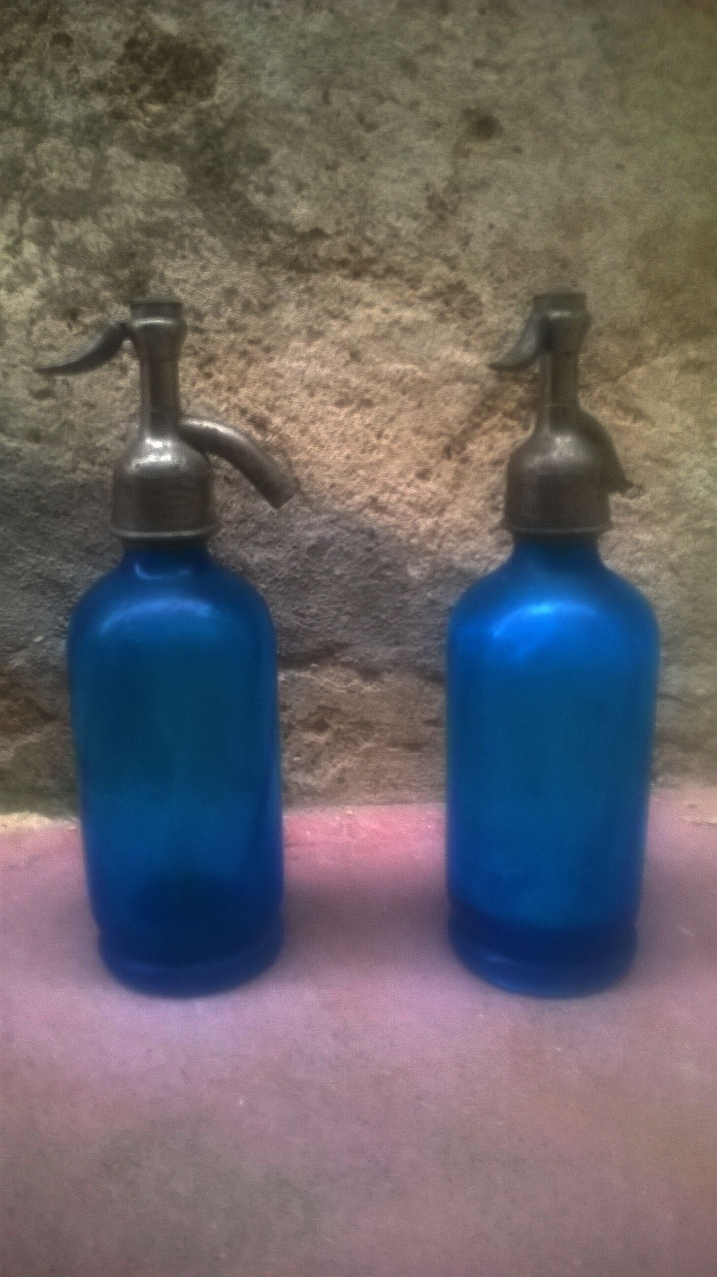 Pair of small vintage siphons