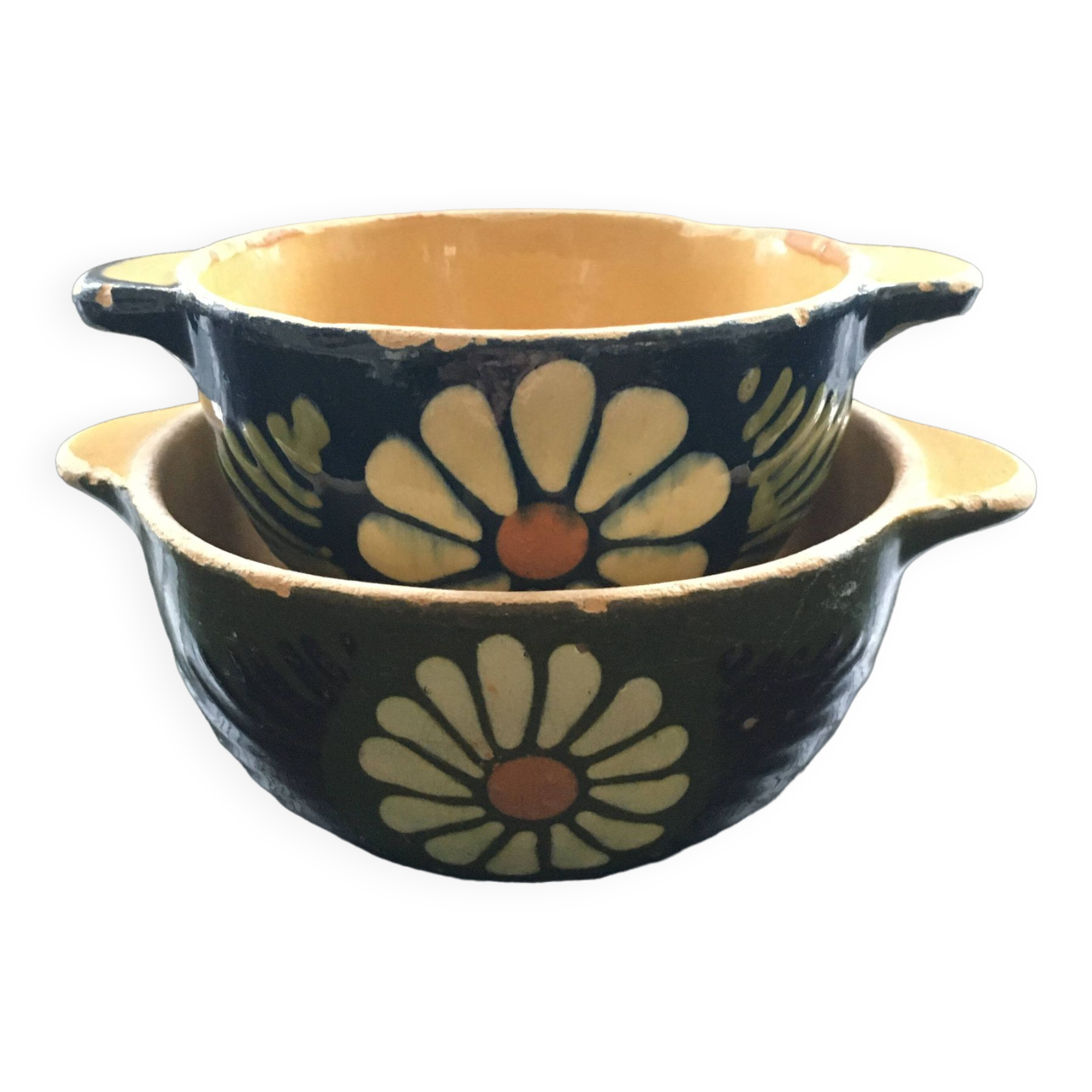 Pair of 2 antique ear bowls