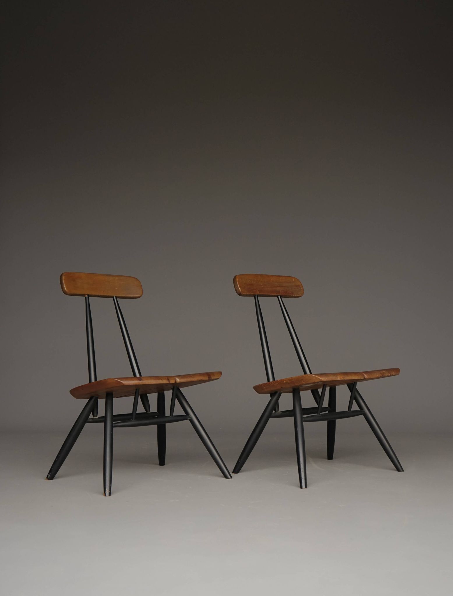 Chaises longues Pirkka par Ilmari Tapiovaara pour Laukaan Puu. Lot de 2