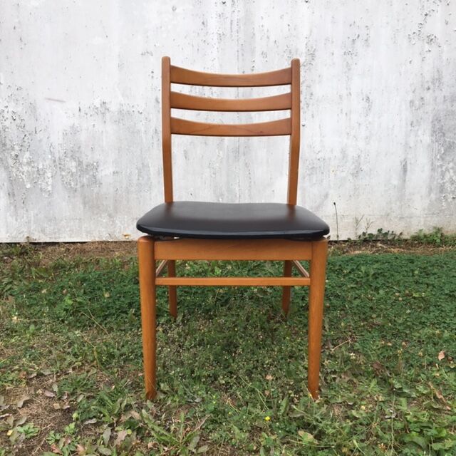 Set of 4 Scandinavian chairs, 60s