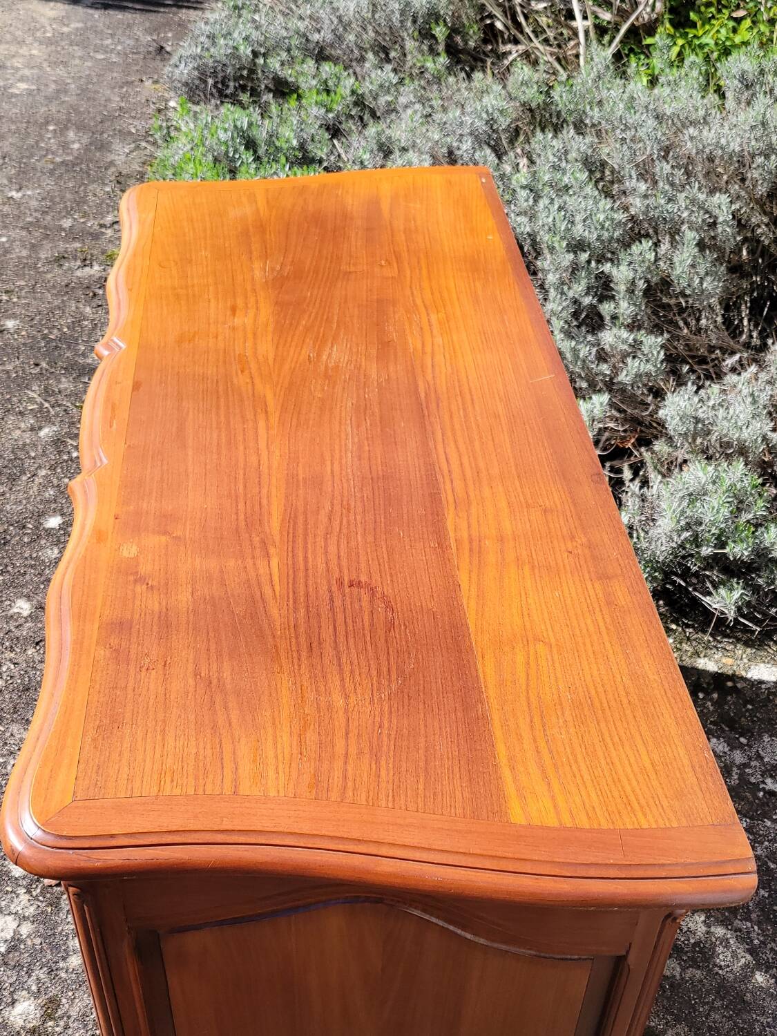 Louis XV style crossbow commode in cherry wood